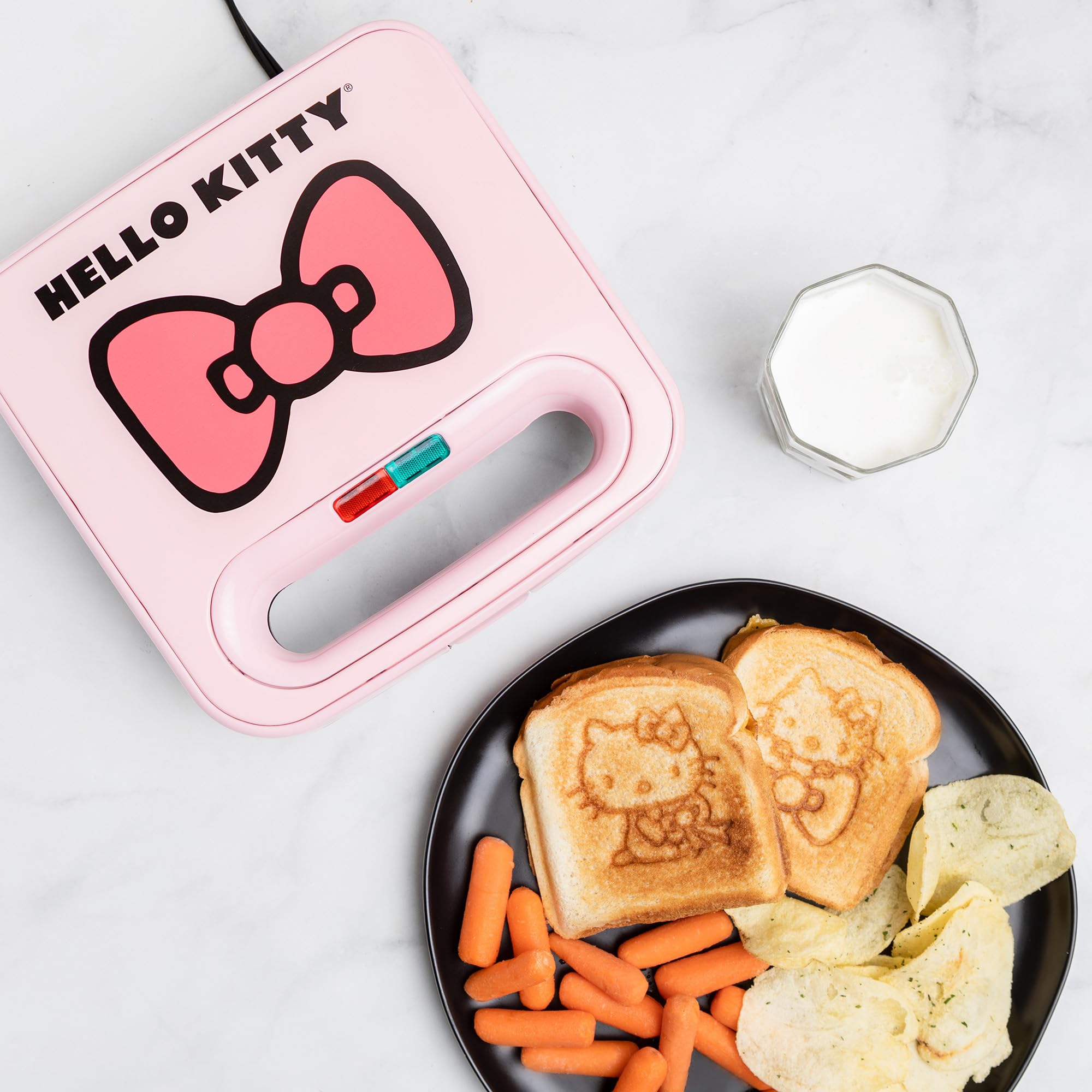 Amazon.com: Uncanny Brands Hello Kitty Grilled Cheese Maker
